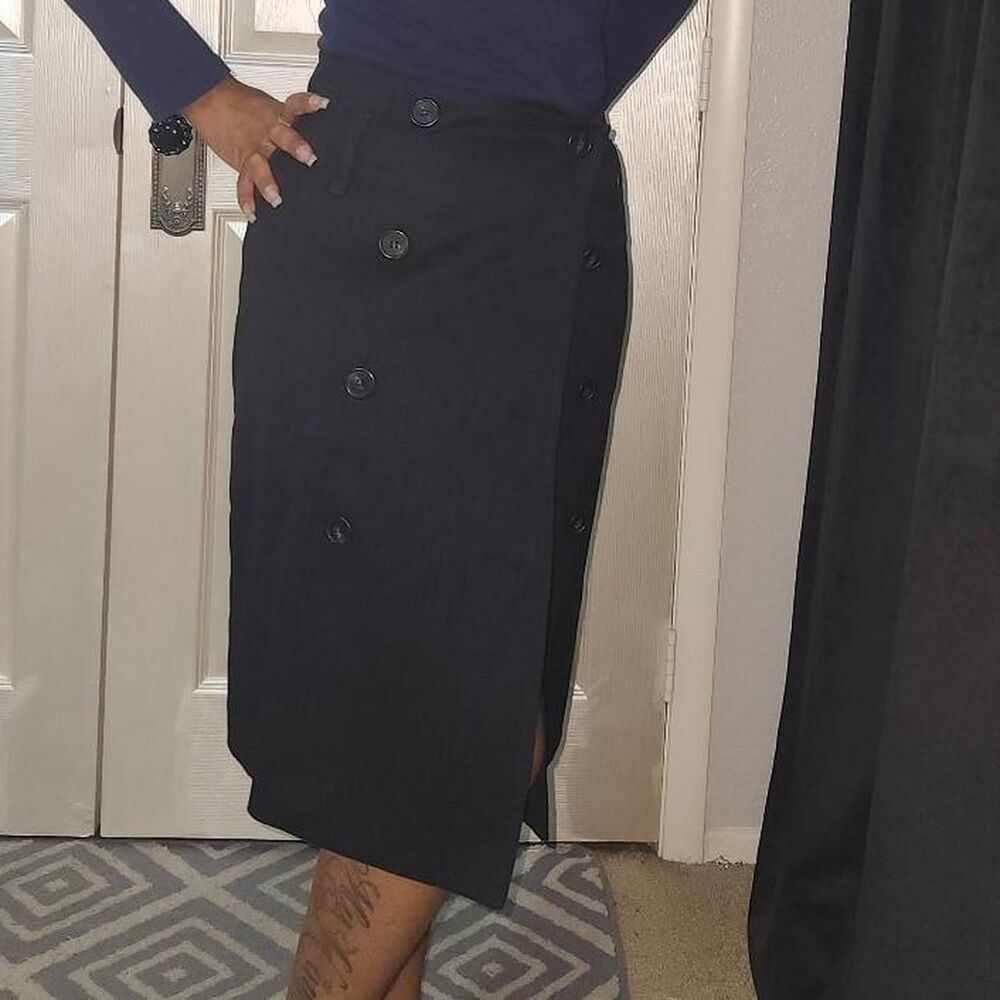 United Colors of Benetton Navy Blue Striped Buttoned Wrap Skirt Size 6 - Picture 3 of 8